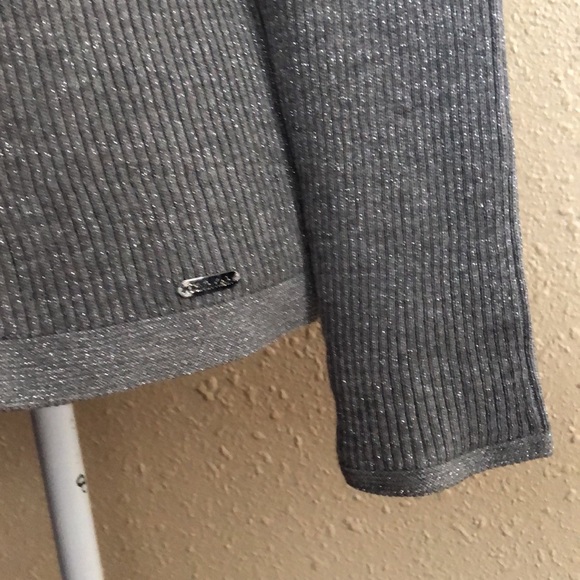 Calvin Klein Sweater (women’s) - Picture 7 of 9